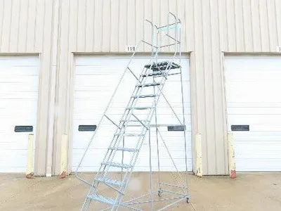 Cotterman Metal Rolling Ladder 12-Step 10'H Platform 24x7"Tread 162"H 32"W 450Lb