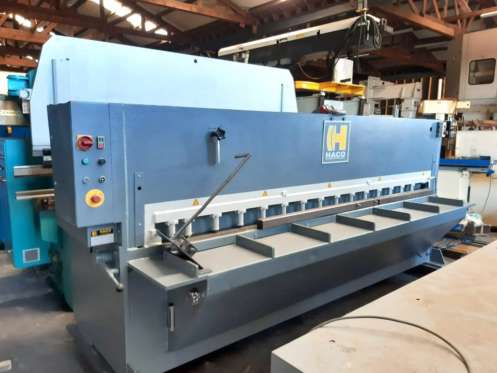 USED HACO AE 3100 X 6 MM