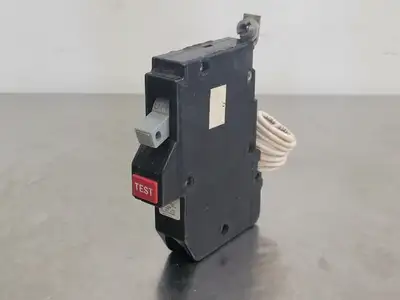 USED CUTLER-HAMMER CHB120