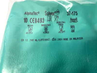 USED ANSELL ALPHATEC SOLVEX CHEMICAL RESISTANT NITRILE GLOVES XL LOT OF 8