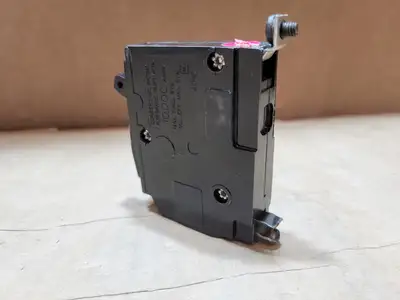 USED SQUARE D QOB130