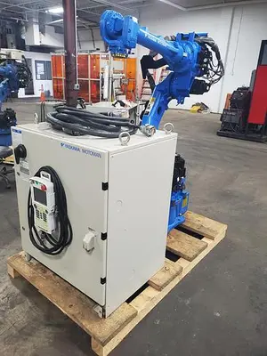 USED 2013 YASKAWA MOTOMAN MH80