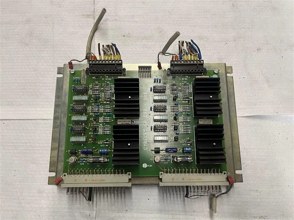 USED CYBELEC CAV-101 AMPLIFIER BOARD