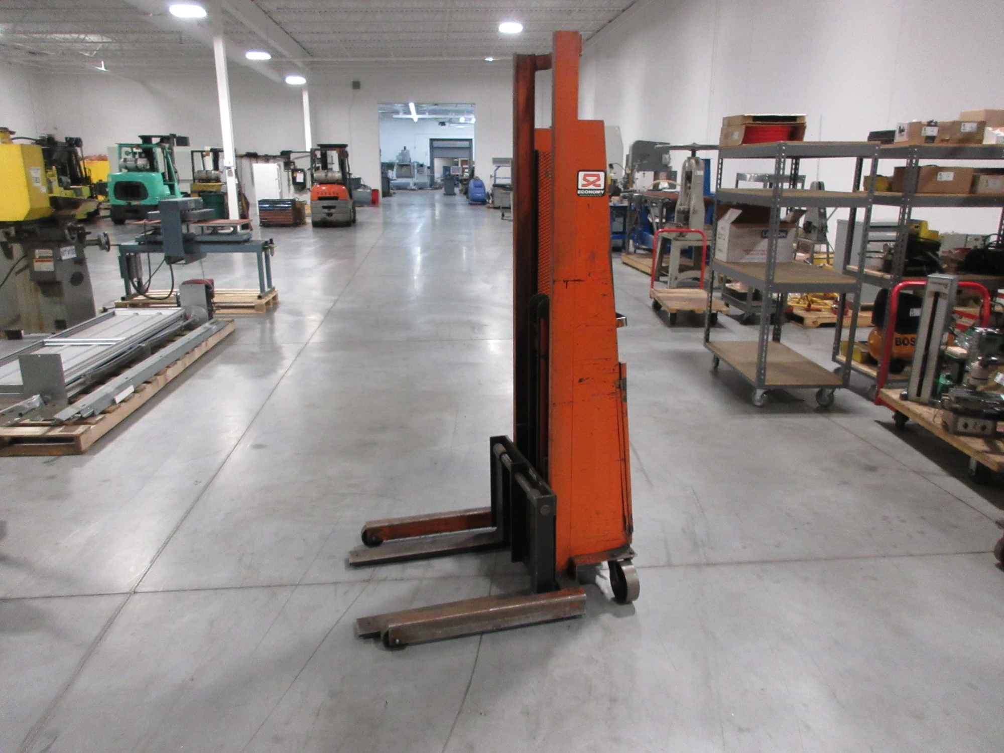 Used ECONOMY CWF-56-26 Pallet Jacks Minnesota US | Machinesused.com #1326837