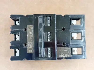 Used COMMANDER QFL3200 Switchgears British Columbia CA | Lenmark #1432120