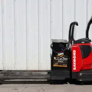 USED 2013 RAYMOND 8410