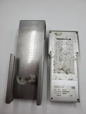USED BERGER LAHR BERGER LAHR PRC 32 RS232 ART: 86500032001 MONITOR/DISPLAY & STAINLESS HOLDER