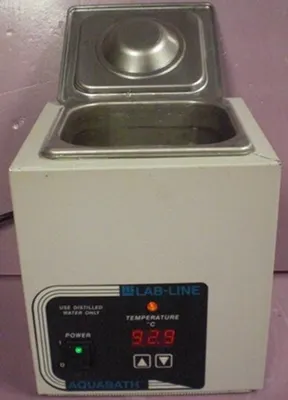 QTY. 1. LABLINE AQUABATH MODEL: 18052, 120 VOLTS: ...