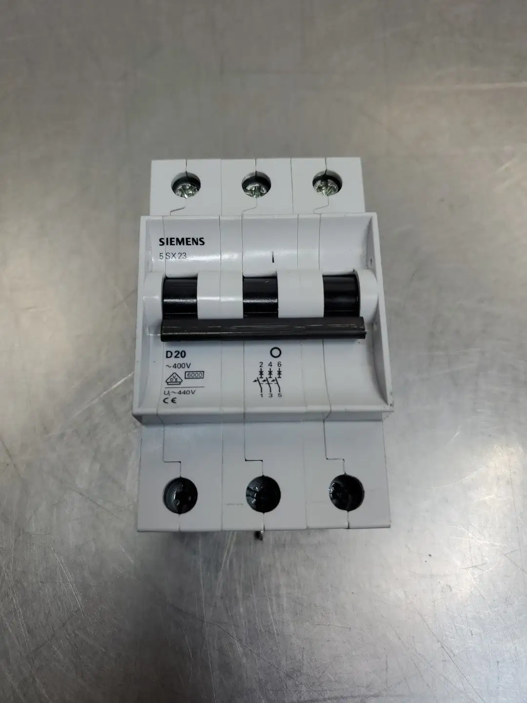 USED Siemens 5SX23 D20 Circuit Breaker, 3-Pole, 20 Amp, 400V