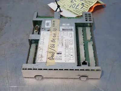 Used ABB 3HNA014018001/01 I/O Boards & Replacement Parts Ohio US | HGR 24 #1300032