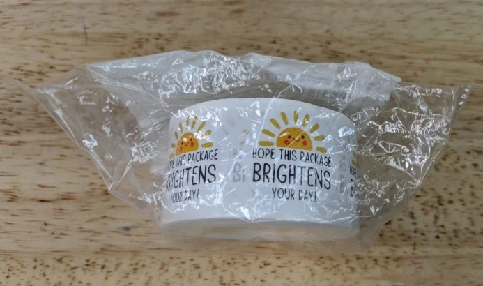 Roll of 500 Hope This Package Brightens Your Day! Stickers - Brand New *P