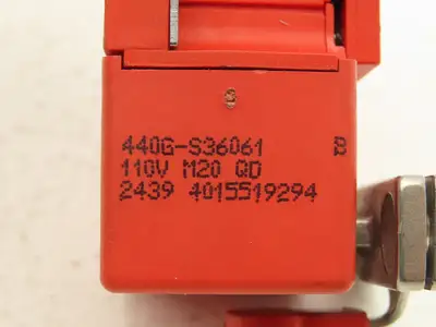 Allen Bradley 440G-S36061 Guardmaster Spartan Locking Guard Switch 110VAC 12-Pin