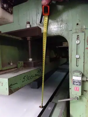 USED WEMHÖRNER VSF 600 TON SANDWICH PANELPRESS
