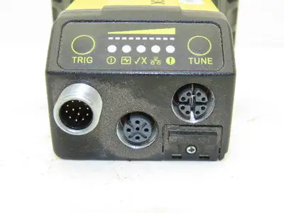 Cognex DM374QL DataMan Fixed Mount Barcode Reader W/High Powered Torch