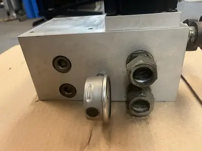 Used FIFE D31063 Filters | Surplus Asset Holdings #1219686
