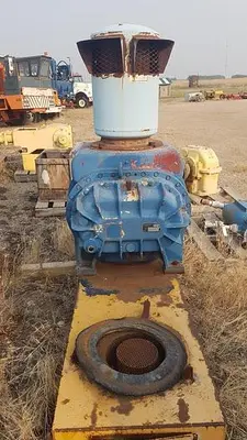 USED ROOTS SIZE 10X24 ROTARY POSITIVE VACUUM PUMP / BLOWER