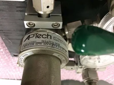 SCOTT 5B1-17CV-VCR GAR REGULATOR