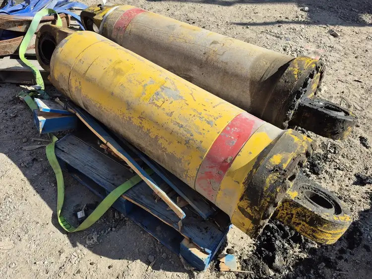 Used KOMATSU _UNKNOWN_ Miscellaneous MRO British Columbia CA | Lenmark #295058