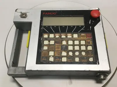 USED FANUC FANUC SYSTEM R-MODEL H TP