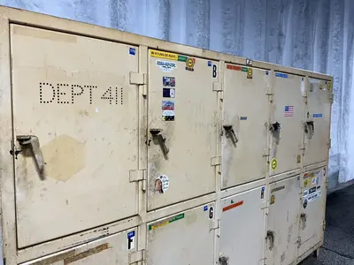 Used STRONG HOLD _UNKNOWN_ Cabinets Ohio US | HGR 24 #1358061