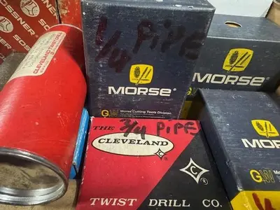 USED NPT THREAD HAND TAPS VARIOUS SIZE