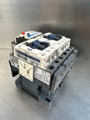 Telemecanique Square D LC1D09 w/ LRD08 (4D-40)