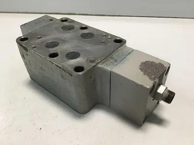 USED YUKEN MPB-06S-2-Y-3015