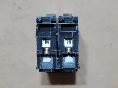Used SIEMENS B220 Switchgears British Columbia CA | Lenmark #835457