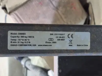 USED OHAUS D300BX