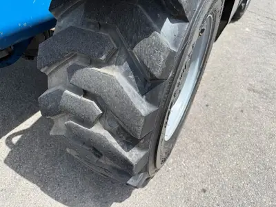 USED 2018 GENIE GTH-5519