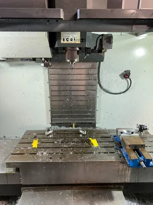 2014 HAAS VF-4SS Vertical Machining Centers | Machinery Network (3)