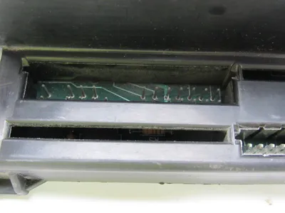 Fanuc IC660TBD024A Terminal Block Assembly 12/24VDC 32 SRC