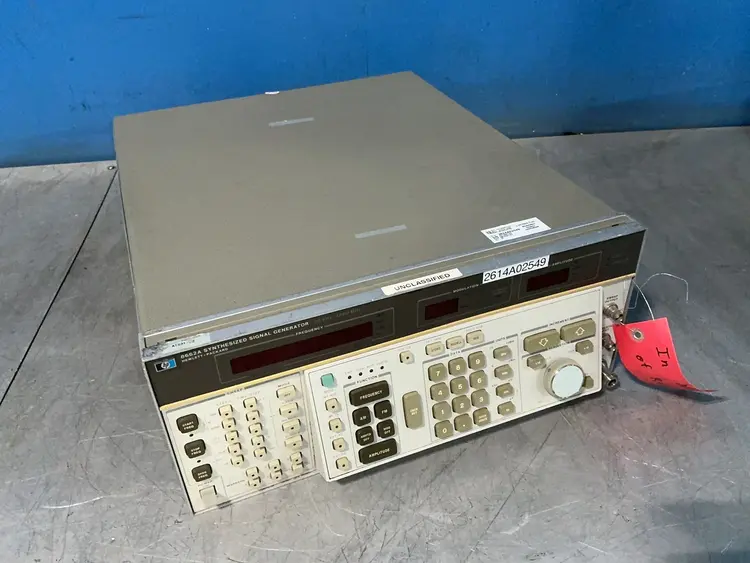 Used HEWLETT PACKARD 8662A Signal Generators Ohio US | HGR 24 #1460635