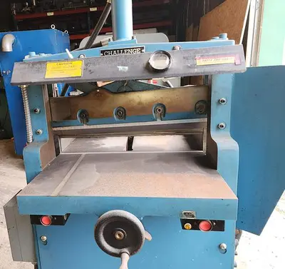 USED 1998 CHALLENGE HBE