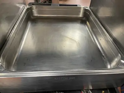 Used Hatco Used Hatco GRFHS-PTT21 Glo-Ray 22" Portable Fry Holding Station Pass-Thru 120V 1740W Heated Cabinets & Displays Illinois US | Falcon Restaurant Supply #1375696