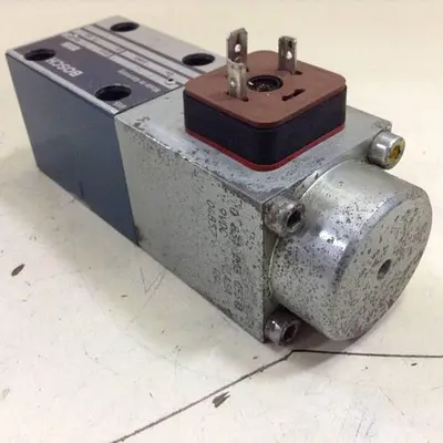 USED BOSCH 0 811 402 031