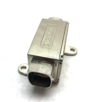 USED SIEMENS SINAMICS COUPLING FOR DRIVE-CLIQ CABLE PROTET. IP67