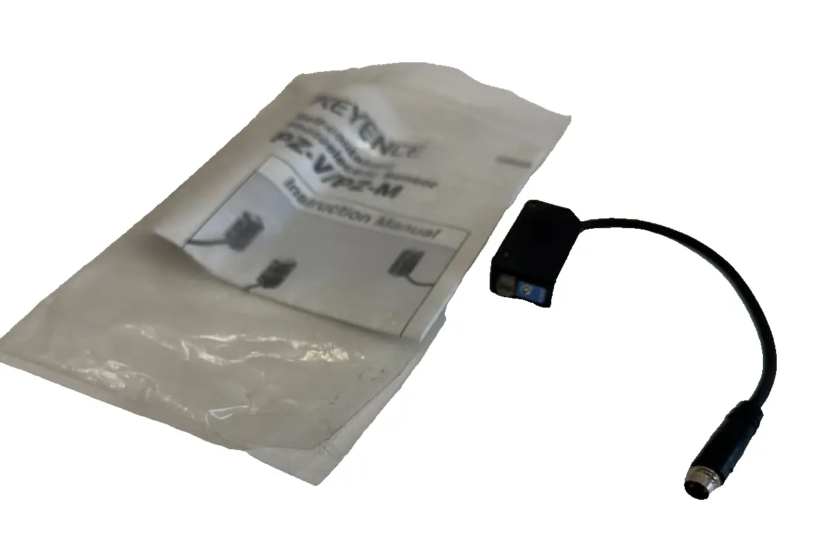 NEW KEYENCE PZ-M32P PHOTOELECTRIC SENSOR 12-24VDC PZM32P