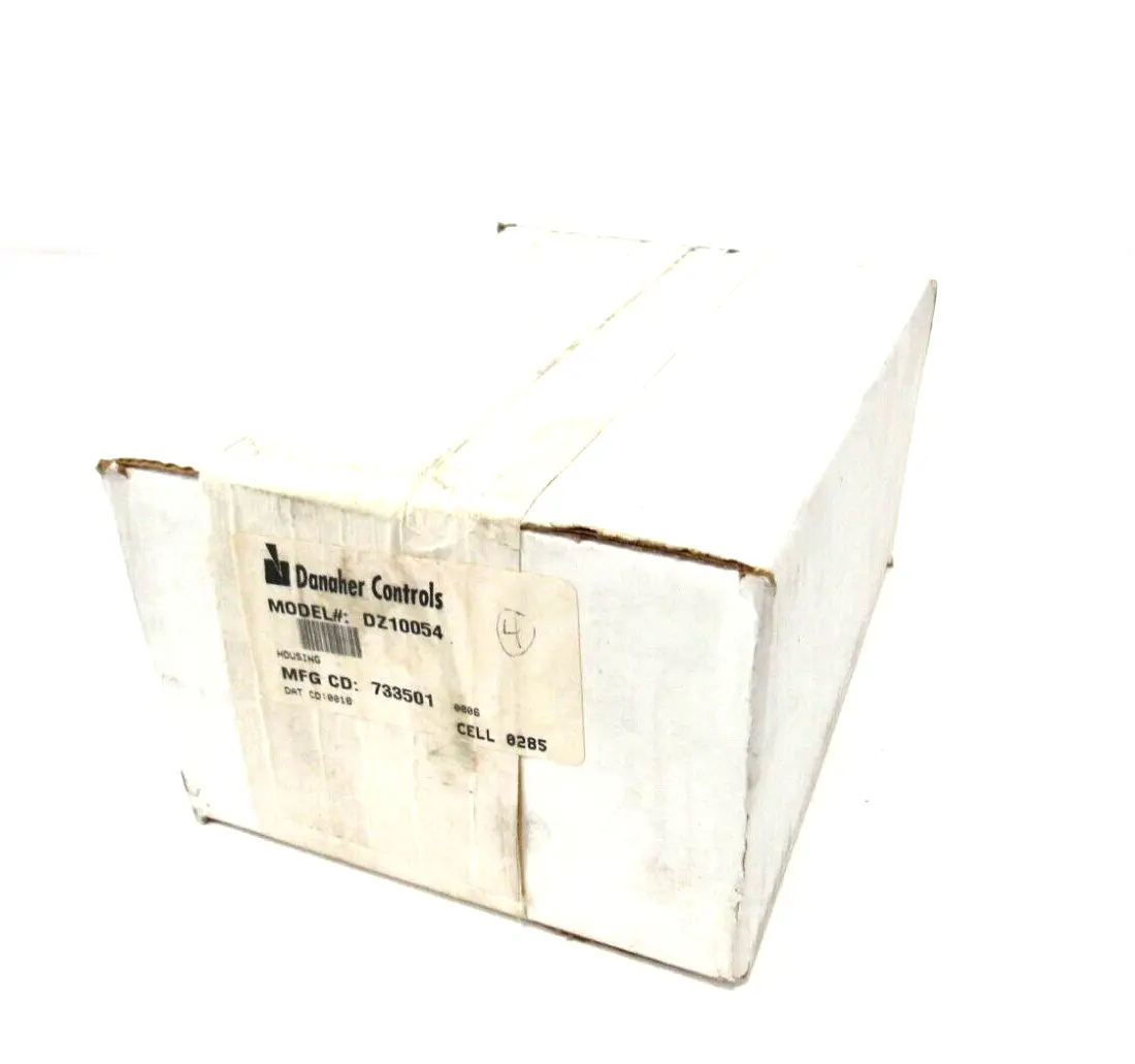 NEW SEALED DANAHER CONTROLS DZ10054 PLUG IN HOUSING
