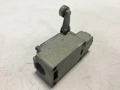 USED YAMATAKE 1LS1-J