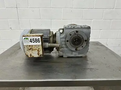 USED SEW-EURODRIVE SAF67DT90S4