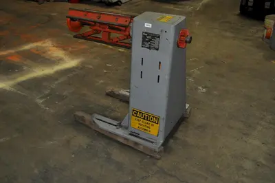 1600 LB X 18" CWP UNCOILER