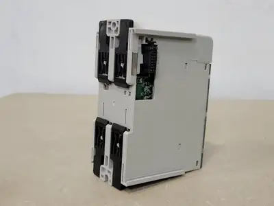 Used ALLEN-BRADLEY 1769-IQ32 Misc Electrical & Power Parts British Columbia CA | Lenmark #252157