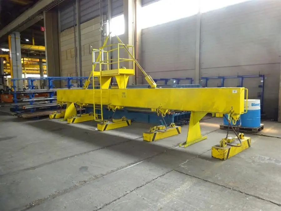 USED DEMAG MAGNETIC PLATE HOIST 15 TON