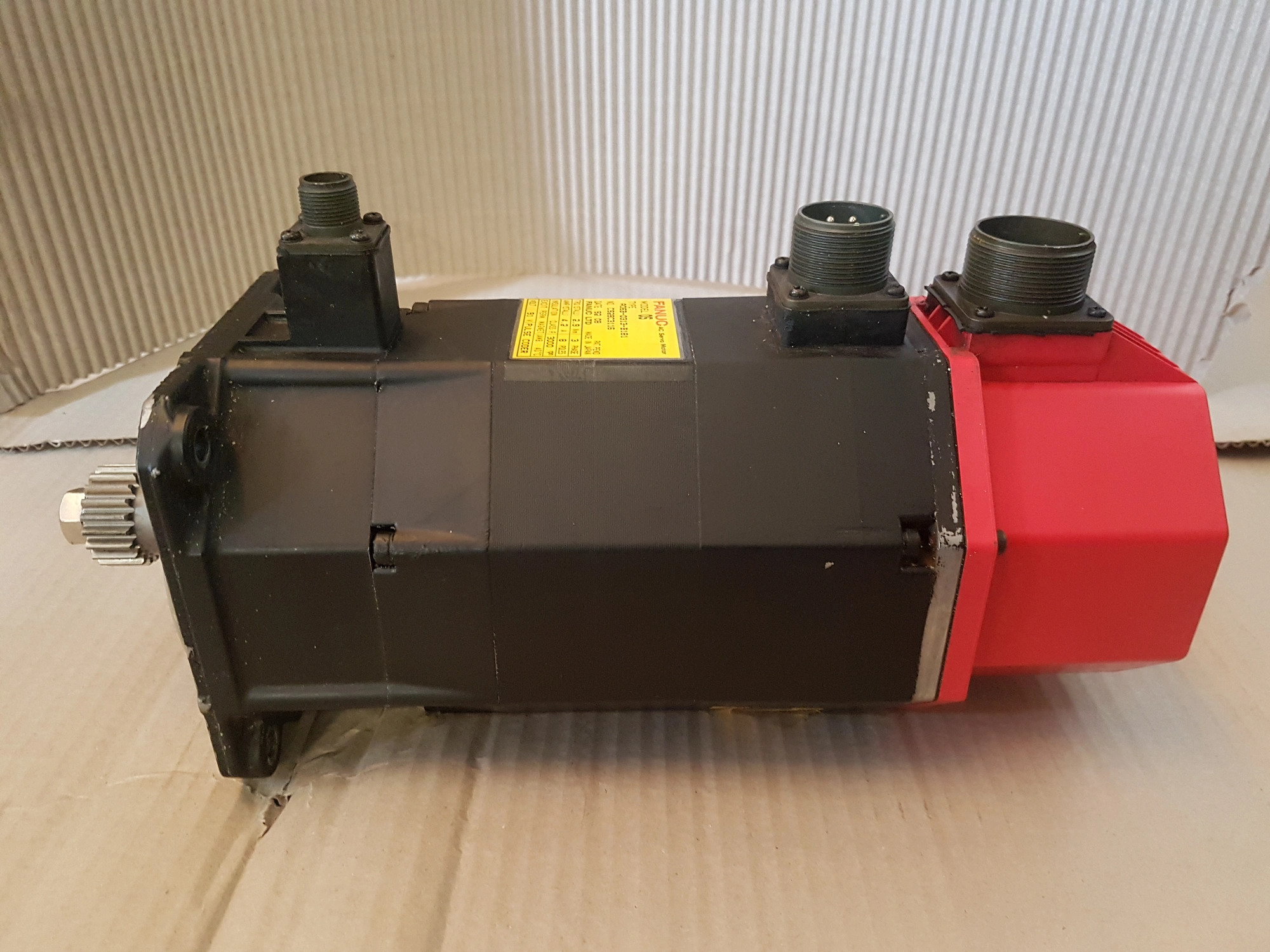 (REF 31) AC SERVO MOTOR Fanuc A06B-0313-B181