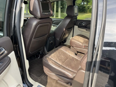 USED 2014 CADILLAC ESCALADE