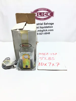 Dwyer Photohelic Differential Pressure Switch