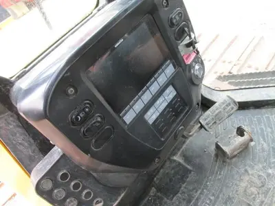 Used 2017 KOMATSU 61PX-24 Crawler Dozers Manitoba CA | Conquest Truck & Auto Sales #1421355