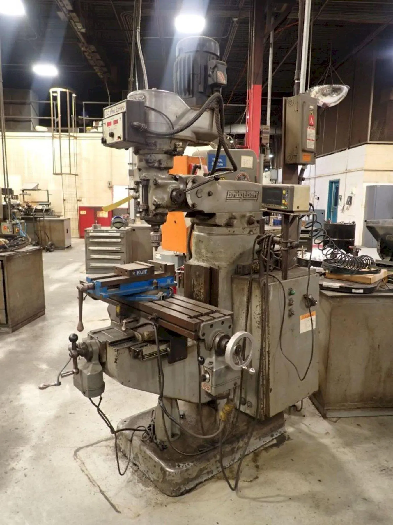 2 HP X 9" X 42" BRIDEPORT SERIES I VERTICAL RAM TYPE KNEE MILL DRO POWER FEEDS VARIABLE DRIVE: YOBRO #24264