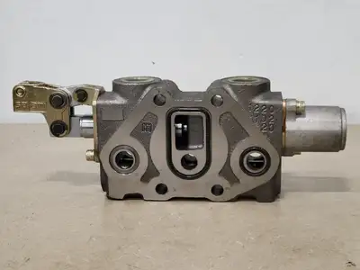 Hydraulic Section Valve 122010721, 122010220